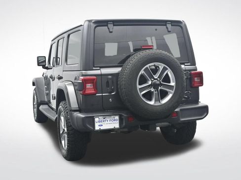 Used 2020 Jeep Wrangler Unlimited Sahara w/ Dual Top Group AWD/4WD image 9