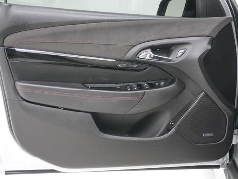 Used 2017 Chevrolet SS RWD image 14