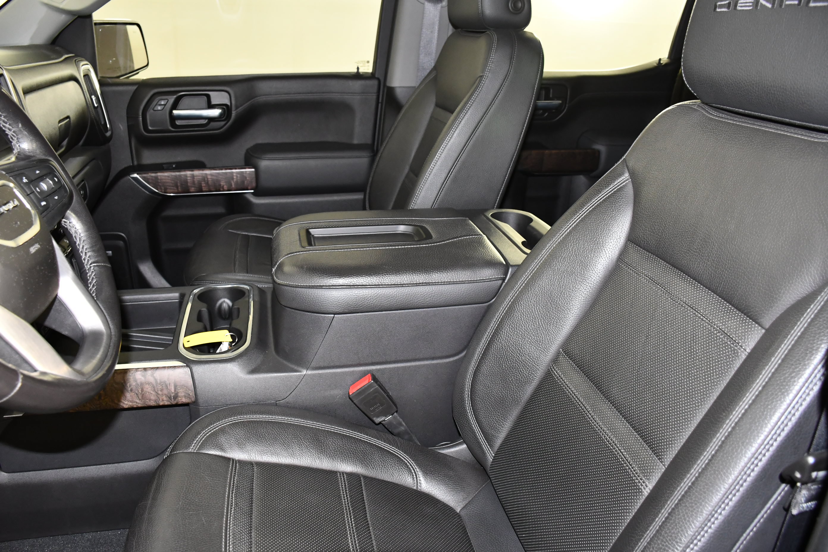 Used 2021 GMC Sierra 1500 Denali w/ Technology Package AWD/4WD image 42