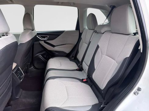 Used 2024 Subaru Forester Premium AWD/4WD image 17