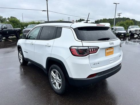 Certified 2024 Jeep Compass Latitude image 3