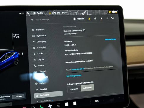 Used 2018 Tesla Model 3 Long Range image 29