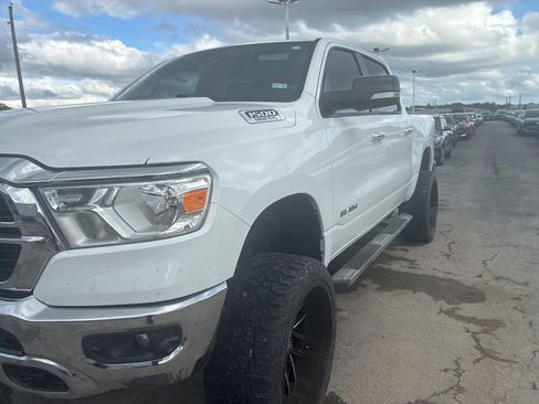 Used 2019 RAM 1500 Big Horn AWD/4WD image 17