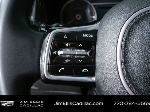 Used 2023 Kia Sorento EX w/ Panoramic Sunroof Package FWD image 10