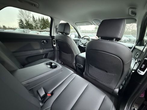 Certified 2025 Hyundai Ioniq 5 SEL image 17