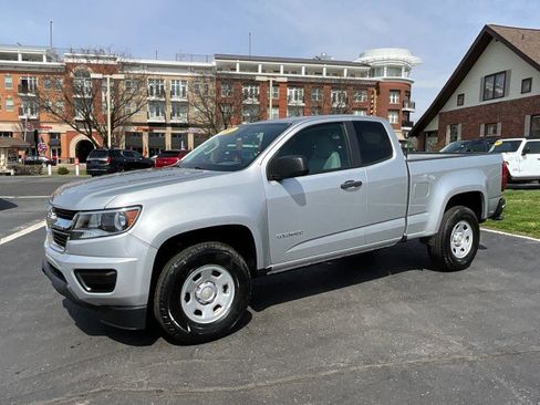 Used 2017 Chevrolet Colorado W/T w/ WT Convenience Package image 3