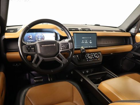 Used 2022 Land Rover Defender 110 X image 2