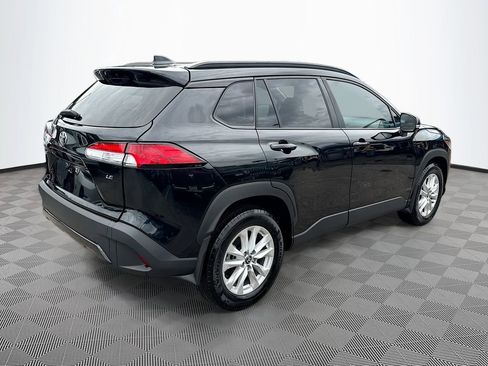 Used 2024 Toyota Corolla Cross LE FWD image 6