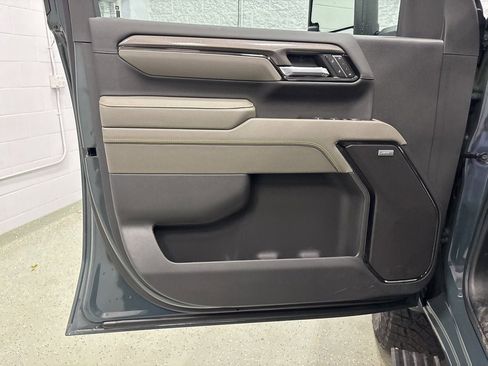 New 2026 Chevrolet Silverado 2500 ZR2 image 15