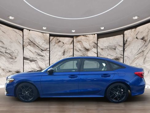 Used 2022 Honda Civic Sport image 8