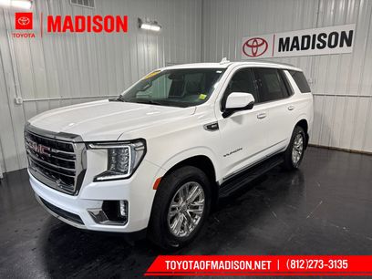 Used 2022 GMC Yukon SLT w/ SLT Premium Package