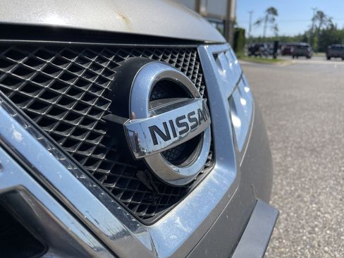 Used 2012 Nissan Rogue SV w/ Premium Pkg AWD/4WD image 25