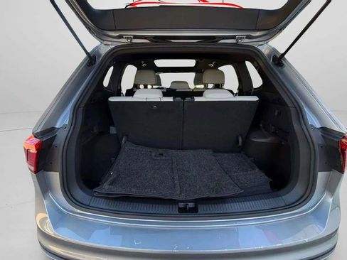 Used 2021 Volkswagen Tiguan SE R-Line w/ 3rd Row Seat Package image 14