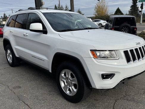 Used 2014 Jeep Grand Cherokee Laredo w/ Quick Order Package 23E image 10