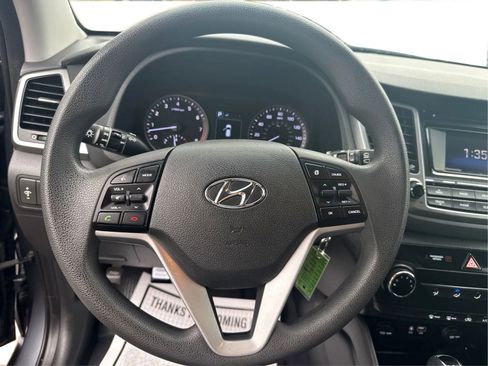 Used 2017 Hyundai Tucson SE image 16