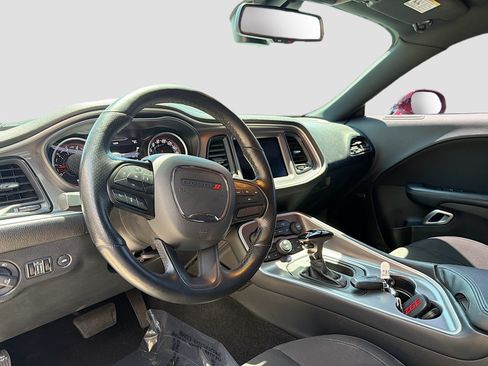 Used 2021 Dodge Challenger R/T Scat Pack RWD image 7