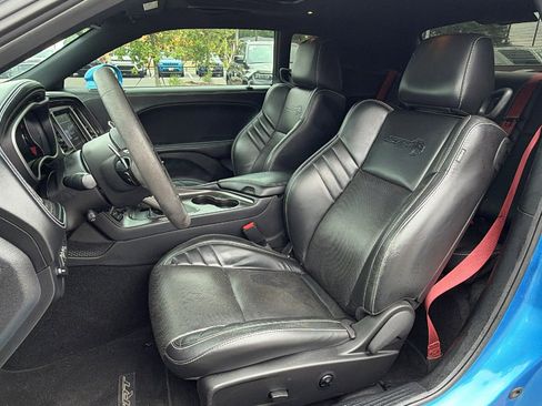 Used 2023 Dodge Challenger SRT Hellcat RWD image 13