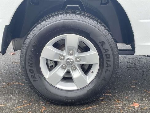 Used 2023 RAM 1500 Classic SLT w/ Trailer & Traction Group image 7