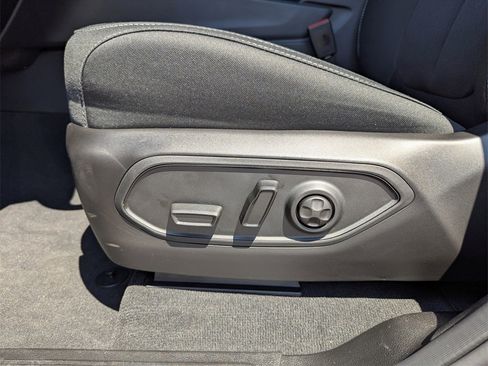 New 2025 Jeep Grand Cherokee 4WD image 13