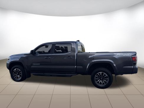 Used 2020 Toyota Tacoma TRD Off-Road image 5