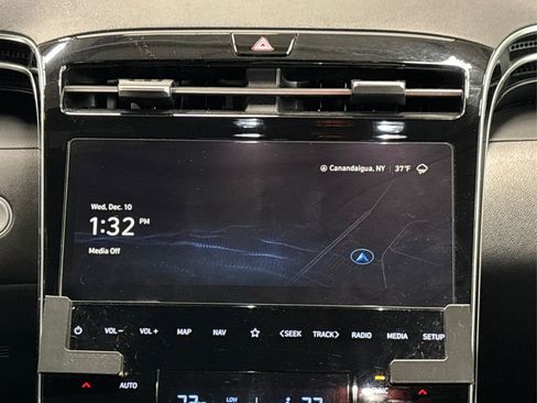 Certified 2023 Hyundai Santa Cruz SEL Premium image 18