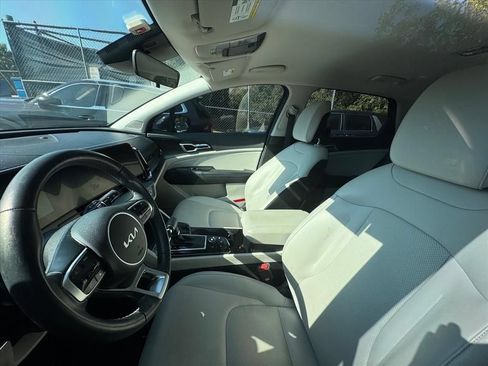Certified 2024 Kia Sportage EX FWD image 8