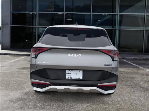 Used 2024 Kia Sportage EX FWD image 6