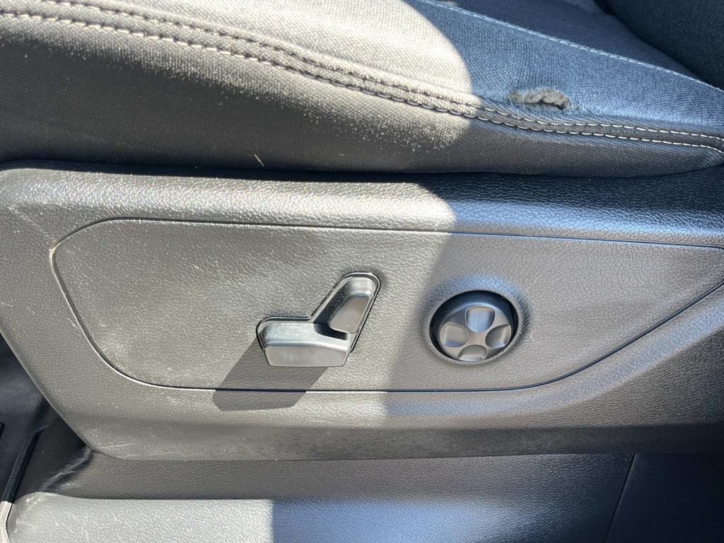 Used 2019 RAM 1500 Big Horn AWD/4WD image 35