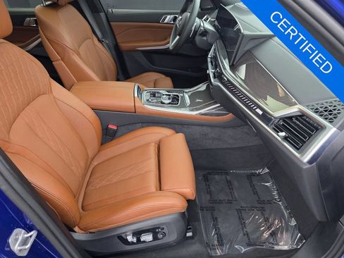 Used 2025 BMW X7 M60i w/ Climate Comfort Package AWD/4WD image 32