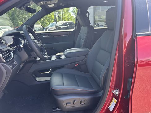 New 2026 GMC Acadia AT4 w/ Luxury Package AWD/4WD image 19