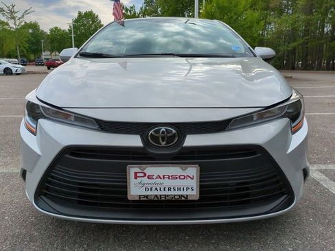 Used 2026 Toyota Corolla LE FWD image 9