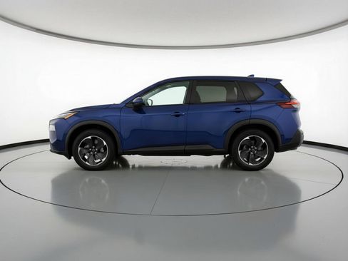 Used 2025 Nissan Rogue SV image 5
