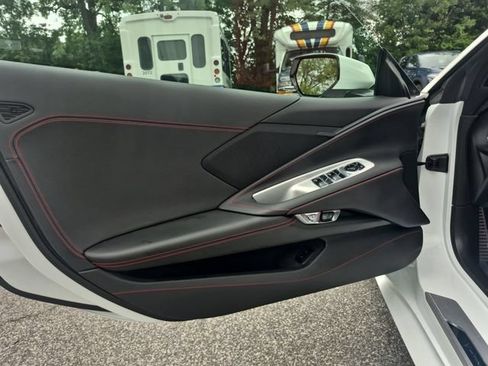 Certified 2021 Chevrolet Corvette Stingray Convertible w/ 1LT RWD image 11