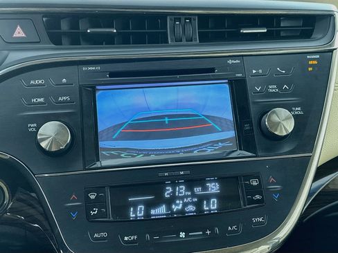 Used 2015 Toyota Avalon XLE Touring FWD image 21