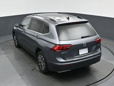 Used 2019 Volkswagen Tiguan SE image 70