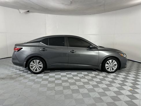 Used 2020 Nissan Sentra S FWD image 9