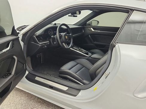Used 2024 Porsche 911 Turbo S w/ 911 Turbo Sportdesign Package AWD/4WD image 14