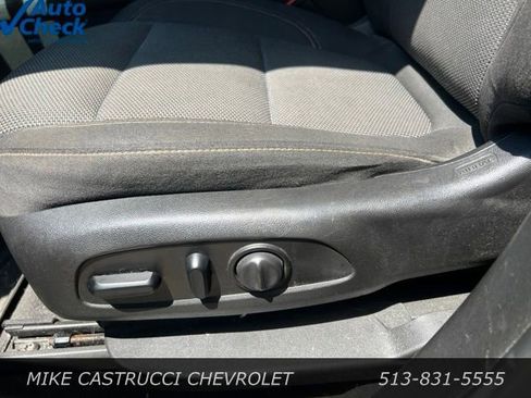 Used 2018 Chevrolet Traverse LT FWD image 10