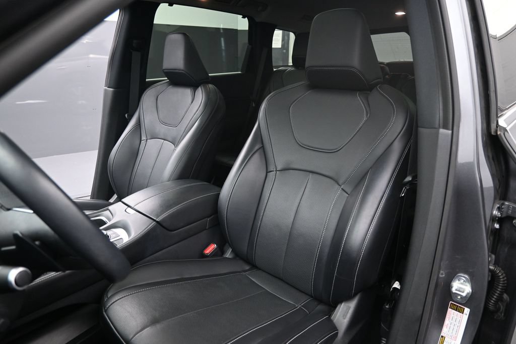 Used 2023 INFINITI QX60 Sensory w/ Vision Package AWD/4WD image 12