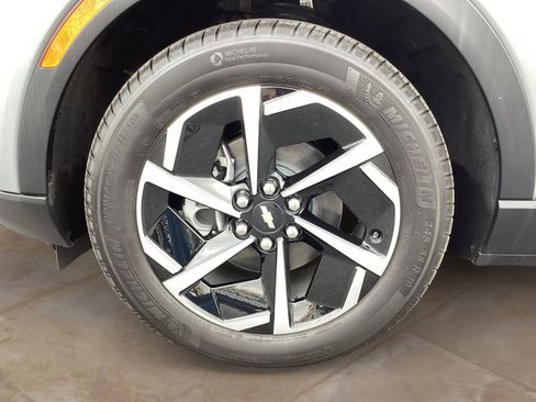 Used 2026 Chevrolet Equinox EV LT w/ Comfort Package FWD image 29