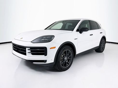 Certified 2025 Porsche Cayenne E-Hybrid AWD/4WD image 1