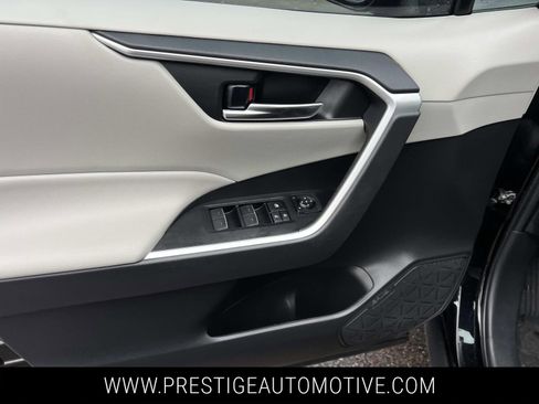 Used 2024 Toyota RAV4 XLE image 16