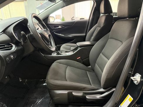 Used 2018 Chevrolet Malibu LS FWD image 11