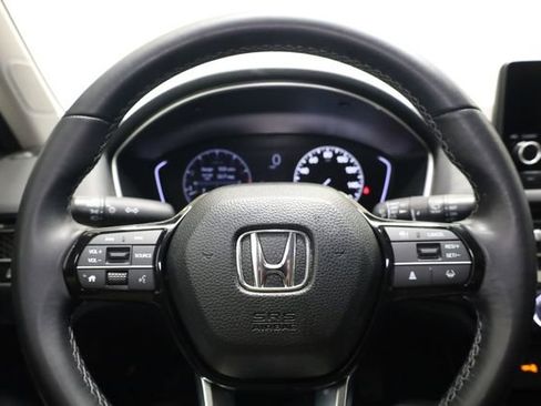 Used 2024 Honda Civic EX-L image 17