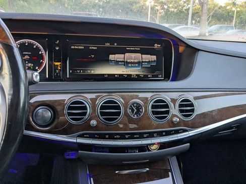 Used 2015 Mercedes-Benz S 550 4MATIC Sedan image 10