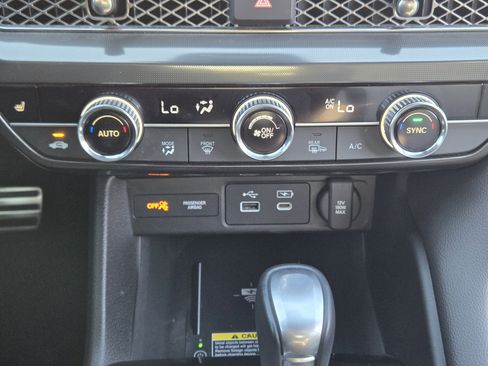 Used 2023 Acura Integra A-Spec image 19