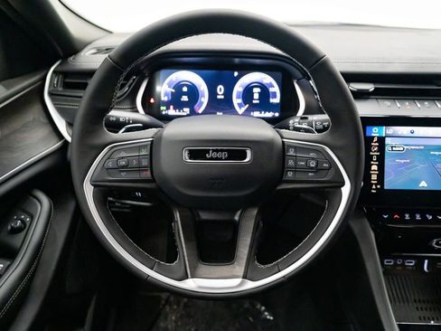 New 2026 Jeep Grand Cherokee 4WD image 14