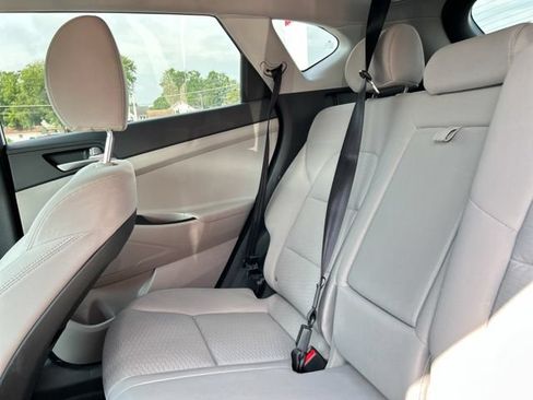 Used 2019 Hyundai Tucson SE AWD/4WD image 17