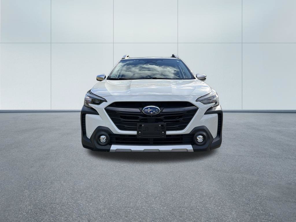 Used 2023 Subaru Outback Touring XT AWD/4WD image 3