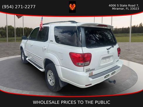 Used 2005 Toyota Sequoia SR5 RWD image 6